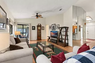 459 Knollwood Ct, Royal Palm Beach, FL 33411 - Photo 8