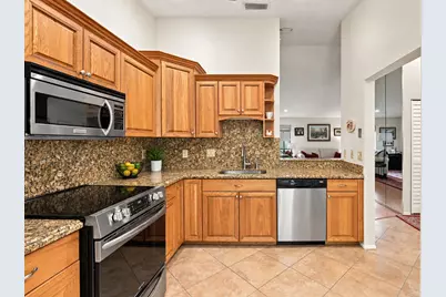 459 Knollwood Court #459, Royal Palm Beach, FL 33411 - Photo 6