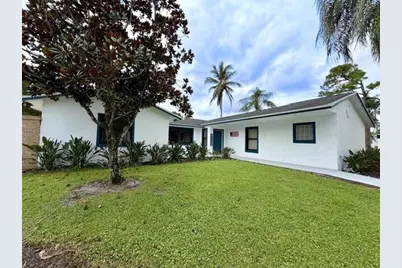11096 60th Street N, West Palm Beach, FL 33411 - Photo 1