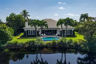 11 Country Road E, Boynton Beach, FL 33436 - Photo 1