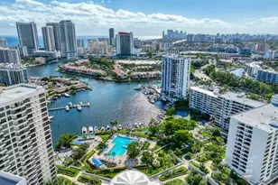 600 Three Islands Boulevard, Hallandale Beach, FL 33009 - Photo 22