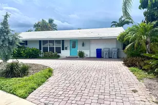 1131 NE 27th Ave, Pompano Beach, FL 33062 - Photo 2