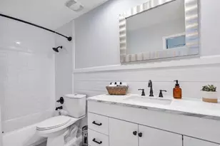 1131 NE 27th Ave, Pompano Beach, FL 33062 - Photo 16