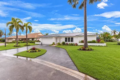 1852 NW 82nd Avenue, Coral Springs, FL 33071 - Photo 2