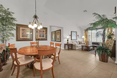 2206 Newport Isles Boulevard, Port Saint Lucie, FL 34953 - Photo 12