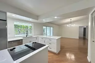 9135 NW 3rd Ct, Coral Springs, FL 33071 - Photo 12