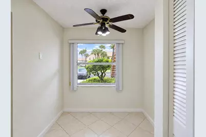 7915 Willow Spring #1218, Lake Worth, FL 33467 - Photo 10