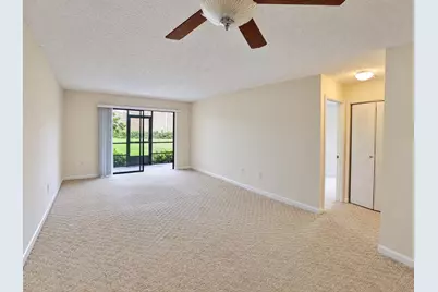 7915 Willow Spring #1218, Lake Worth, FL 33467 - Photo 8