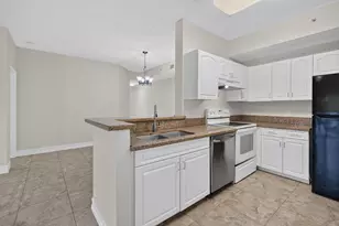 6960 SW 39th St, Davie, FL 33314 - Photo 8