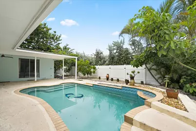 167 Beacon Lane, Jupiter, FL 33469 - Photo 2