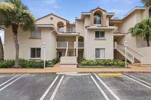 20101 Glenmoor Dr, West Palm Beach, FL 33409 - Photo 2