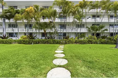 139 Sunrise Avenue #102, Palm Beach, FL 33480 - Photo 6