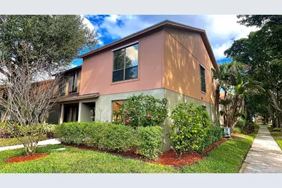 501 Sandtree Drive, Palm Beach Gardens, FL 33403 - Photo 2