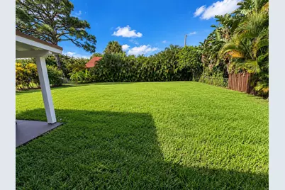255 NW 6th Street, Boca Raton, FL 33432 - Photo 2