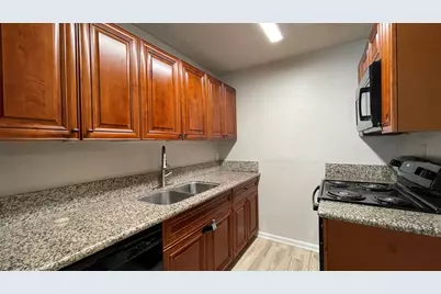 116 E Central Boulevard, Lantana, FL 33462 - Photo 6