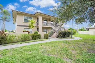 13719 Via Aurora Way, Delray Beach, FL 33484 - Photo 2