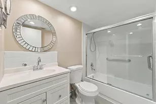 12750 SW 4th Ct, Pembroke Pines, FL 33027 - Photo 18