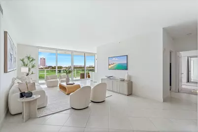 500 SE Mizner Boulevard #A504, Boca Raton, FL 33432 - Photo 4