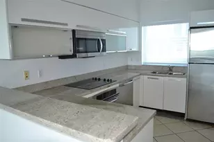 601 NE 36th St, Miami, FL 33137 - Photo 2