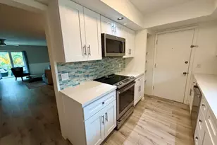 2033 S Seacrest Blvd, Boynton Beach, FL 33435 - Photo 18