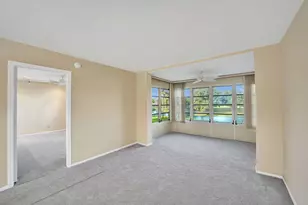 9460 Poinciana Pl, Davie, FL 33324 - Photo 16