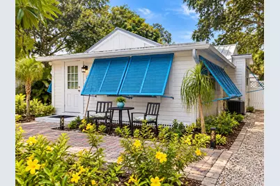 616 SW Cleveland Avenue, Stuart, FL 34994 - Photo 1