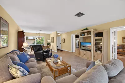17 SE Turtle Creek Drive #D, Jupiter, FL 33469 - Photo 2