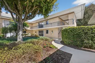 17 SE Turtle Creek Dr, Jupiter, FL 33469 - Photo 1