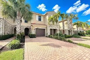 10361 Wellington Parc Dr, Wellington, FL 33449 - Photo 2