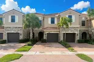 10361 Wellington Parc Dr, Wellington, FL 33449 - Photo 1