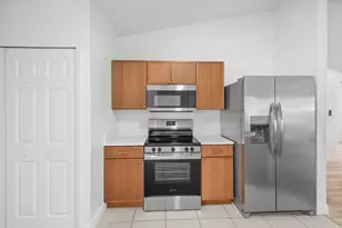 5323 NW Perez Ct, Port Saint Lucie, FL 34983 - Photo 8