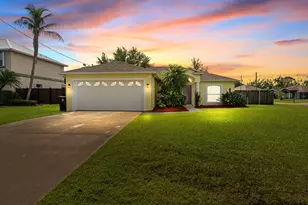 5323 NW Perez Ct, Port Saint Lucie, FL 34983 - Photo 1