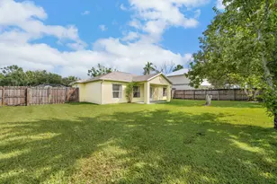 5323 NW Perez Ct, Port Saint Lucie, FL 34983 - Photo 24
