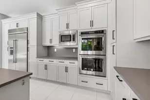 19886 Meadowside Ln, Boca Raton, FL 33498 - Photo 20