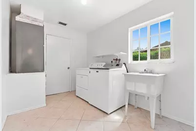 1344 NW 100th Avenue, Coral Springs, FL 33071 - Photo 14