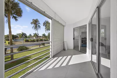 3590 Via Poinciana #202, Lake Worth, FL 33467 - Photo 38