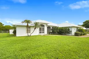 1002 Ibis Ave, Fort Pierce, FL 34982 - Photo 4