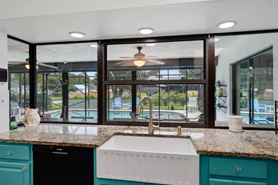 297 SW Grove Avenue, Port Saint Lucie, FL 34983 - Photo 8
