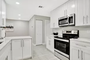 1035 NW 5th Ave, Boca Raton, FL 33432 - Photo 8