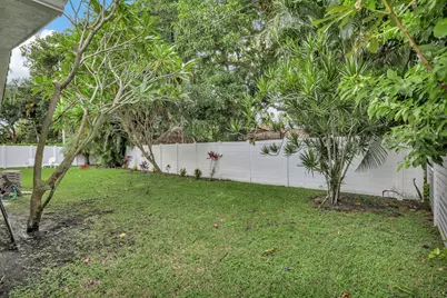 1035 NW 5th Avenue, Boca Raton, FL 33432 - Photo 40