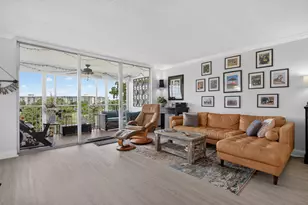 2901 S Palm Aire Dr, Pompano Beach, FL 33069 - Photo 10