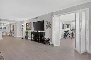 2901 S Palm Aire Dr, Pompano Beach, FL 33069 - Photo 12
