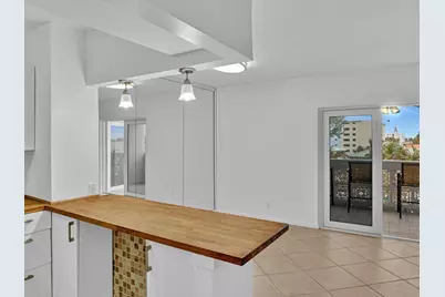 320 S Surf Road #402, Hollywood, FL 33019 - Photo 6