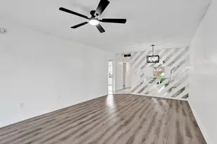 3081 Holiday Springs Blvd, Margate, FL 33063 - Photo 8