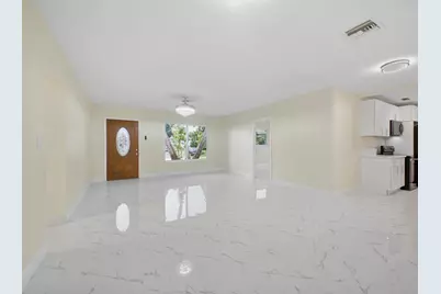 1421 Crest Drive, Lake Worth, FL 33461 - Photo 12