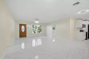 1421 Crest Dr, Lake Worth, FL 33461 - Photo 12