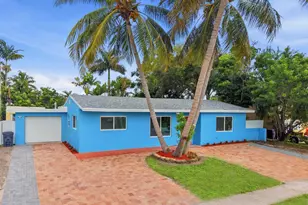 1421 Crest Dr, Lake Worth, FL 33461 - Photo 1