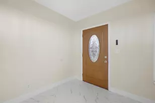 1421 Crest Dr, Lake Worth, FL 33461 - Photo 6