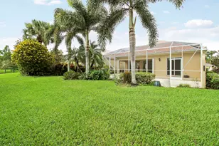 4718 Dovehill Dr, Palm Beach Gardens, FL 33418 - Photo 4