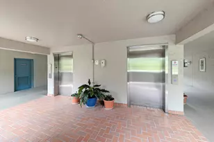 900 Colony Point Cir, Pembroke Pines, FL 33026 - Photo 20